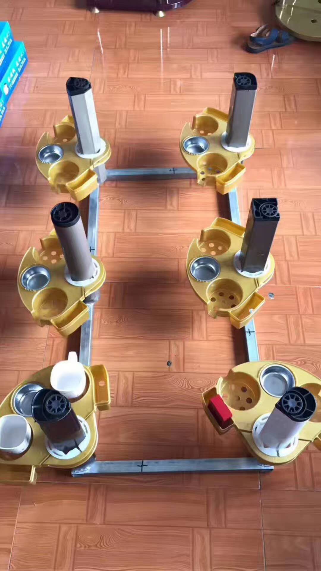 通用型多功能烟缸架子