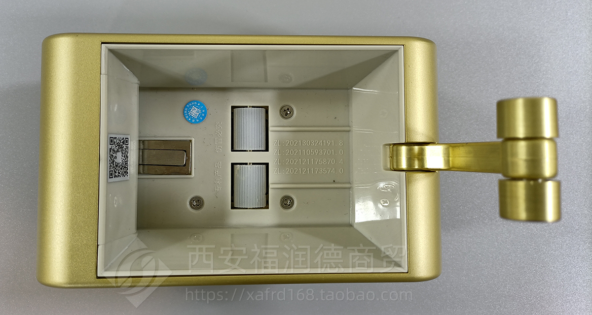 自动扑克发牌机